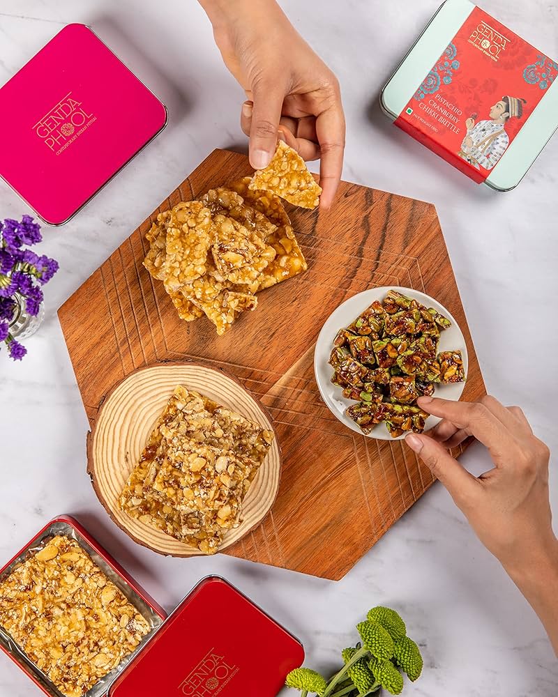 ReLIT 滝かなた ハピカチェキまとめ売り Genda Phool Chikki Brittle Gift Box | Hazelnut Chikki Brittle